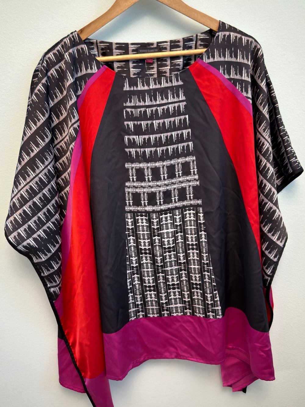 Vince Camuto Black Red & Magenta Graphic Silk Tunic